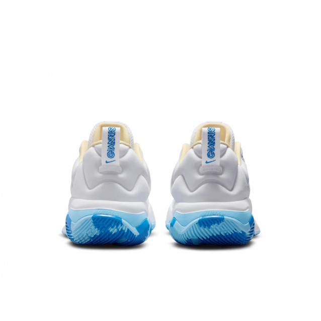 Nike Giannis Immortality 3 Nike Giannis Immortality 3