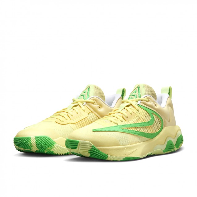 Nike Giannis Immortality 3 Nike Giannis Immortality 3