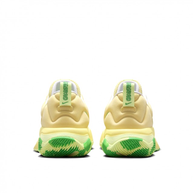Nike Giannis Immortality 3 Nike Giannis Immortality 3